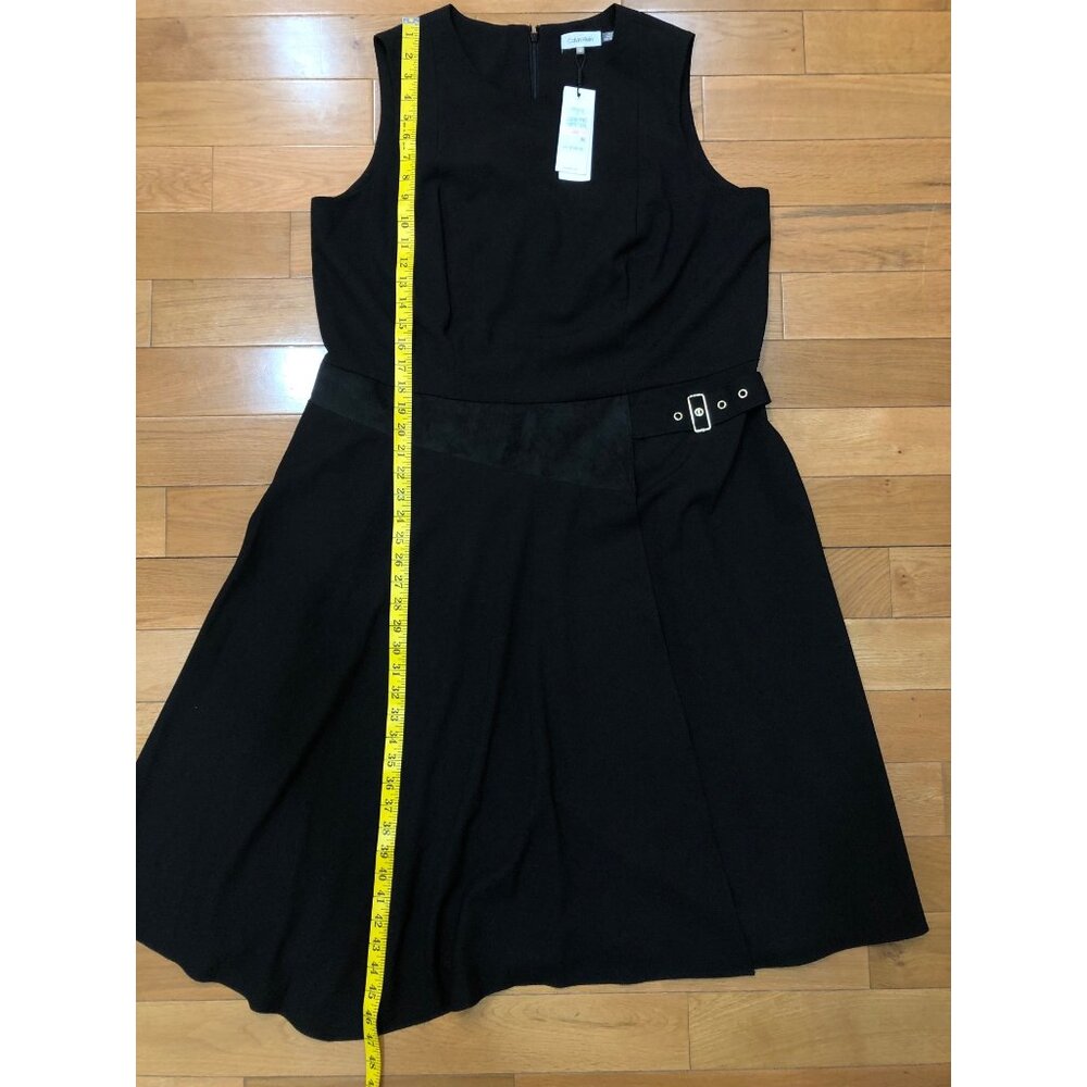 NWT Calvin Klein Sleeveless Black Sheath Dress w/Faux Suede Waist & Buckle 14W - Picture 8 of 11